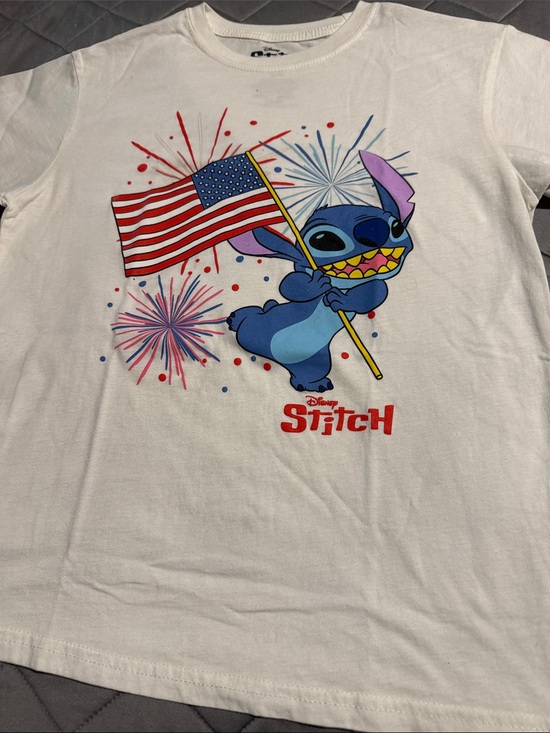Disney Tops - Disney White Tee with Blue Stitch Holding American Flag and Fireworks (medium)